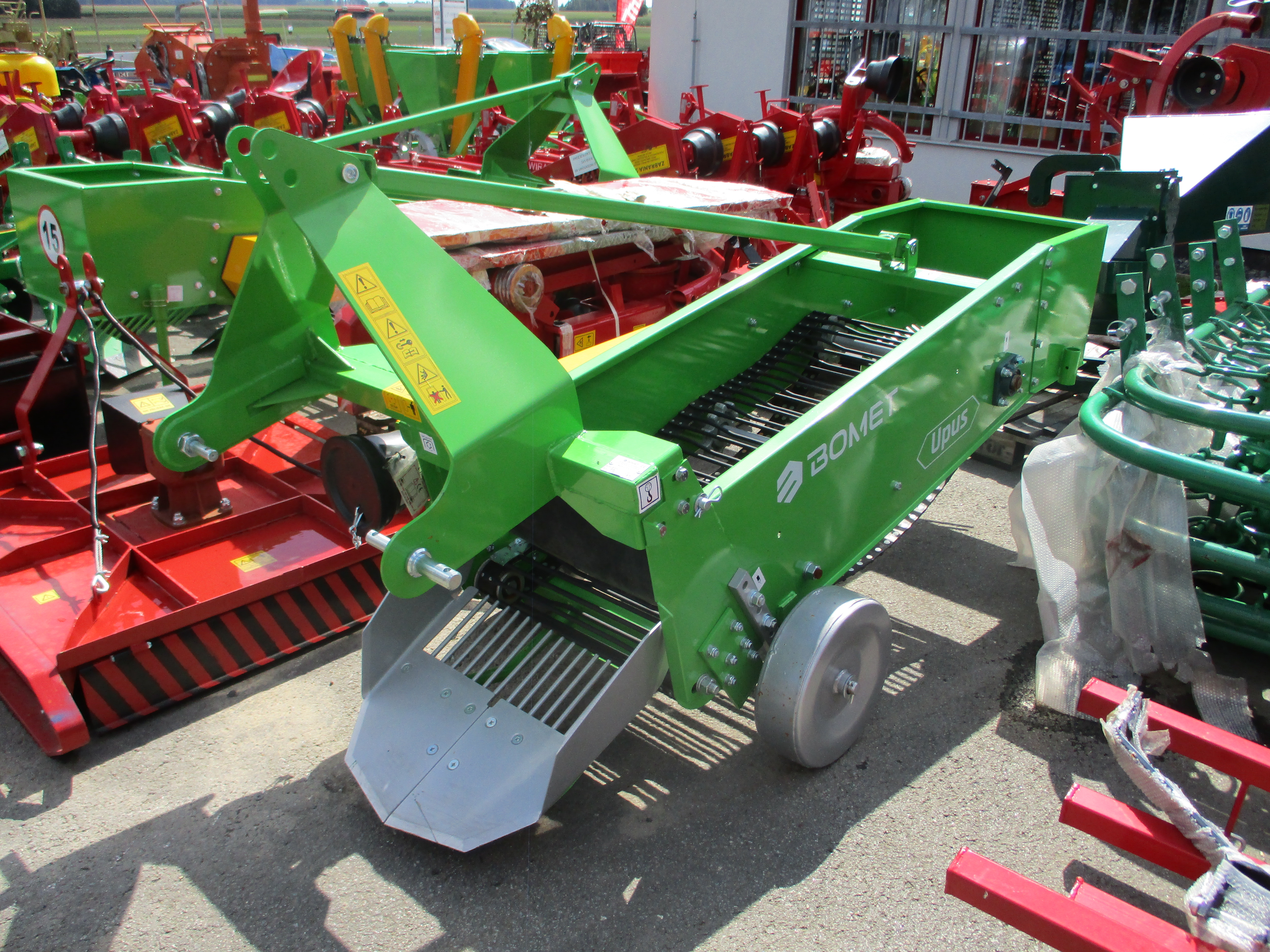 Potato harvester belt - Click to view the picture detail.