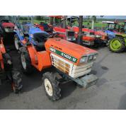 Malotraktor Kubota B1402 4WD pěkný původní stav