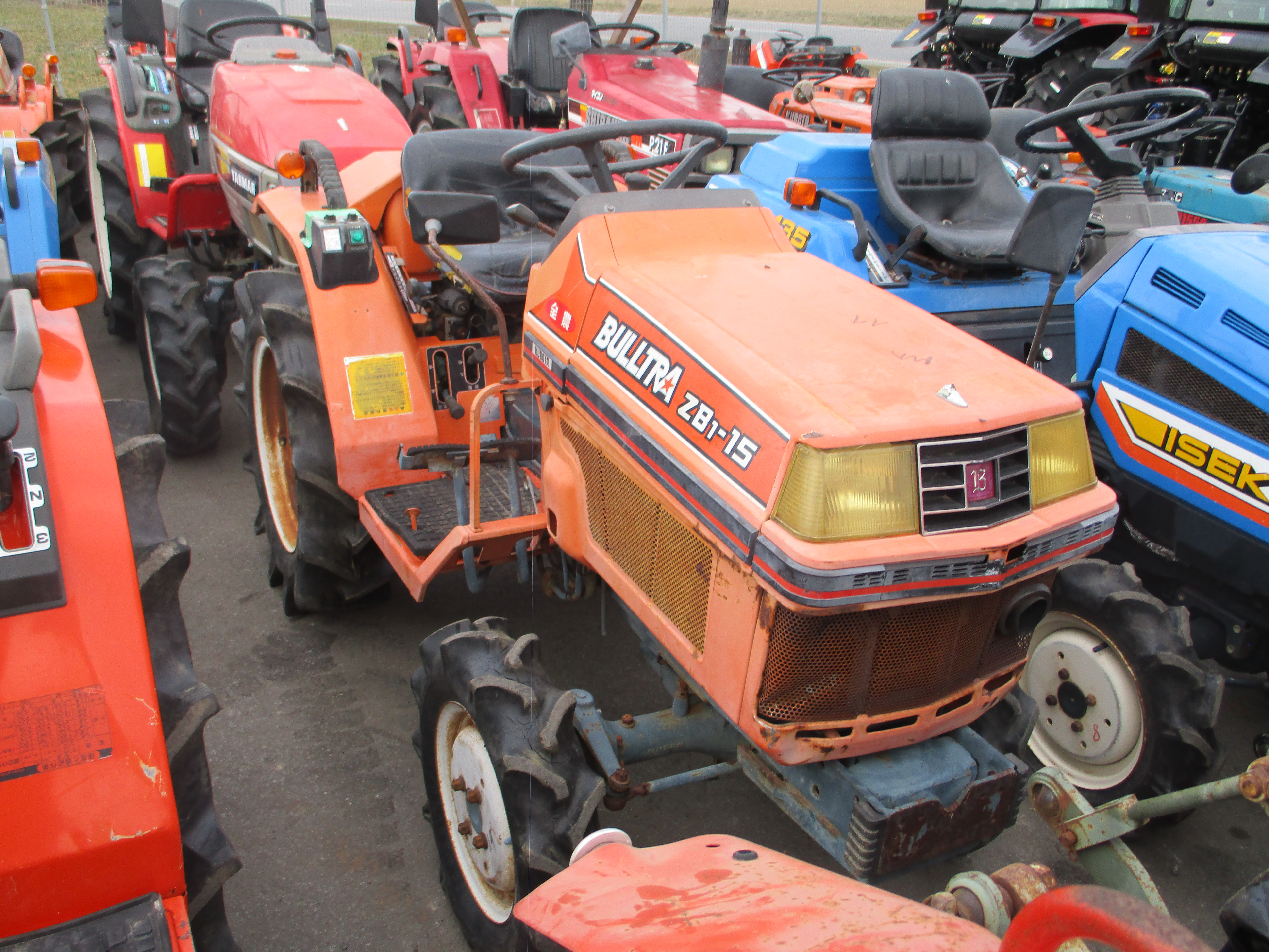 Malotraktor Kubota B1-15 plně funkční 2