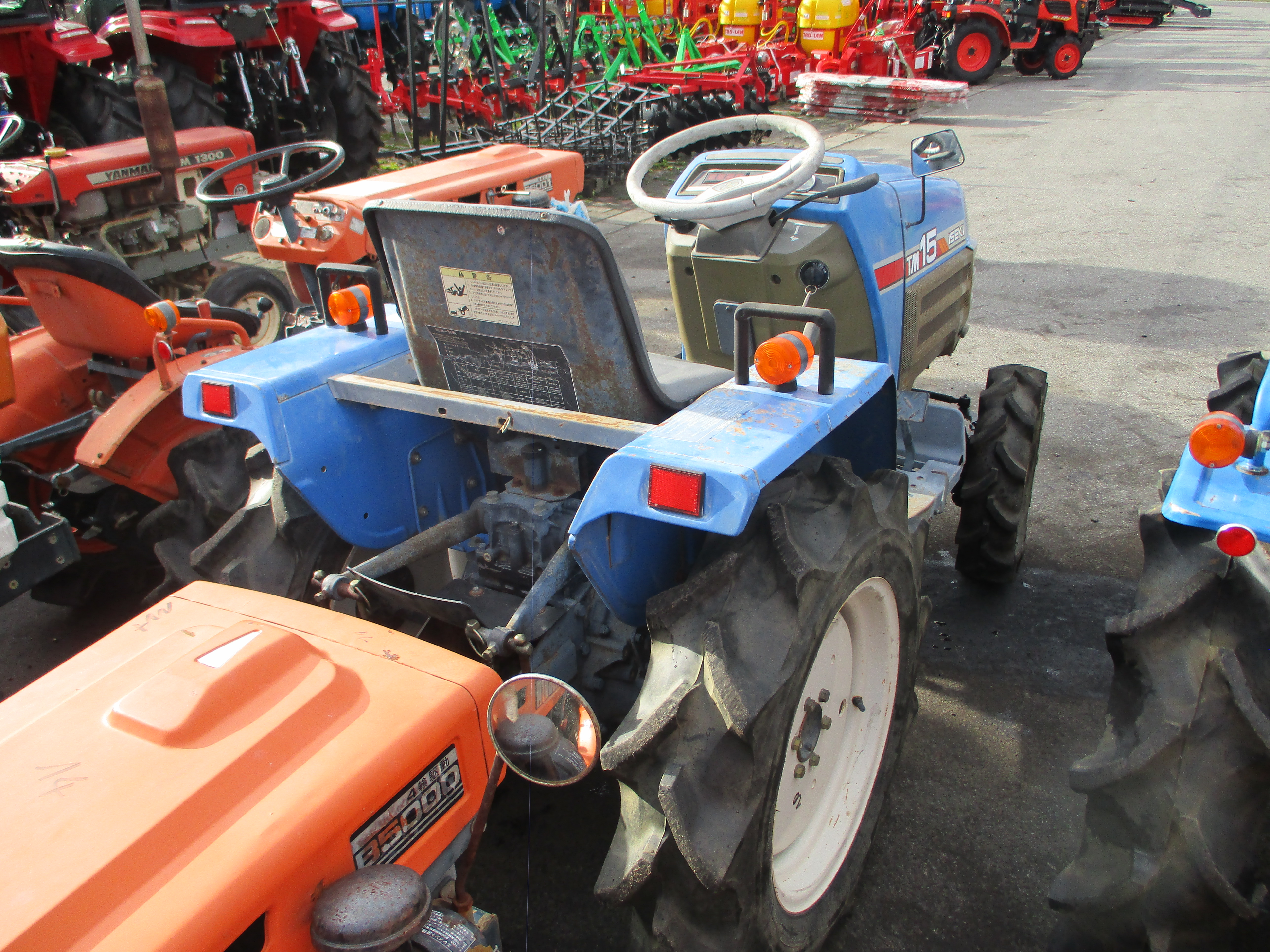 Malotraktor iseki TM 15 4WD plně funkční