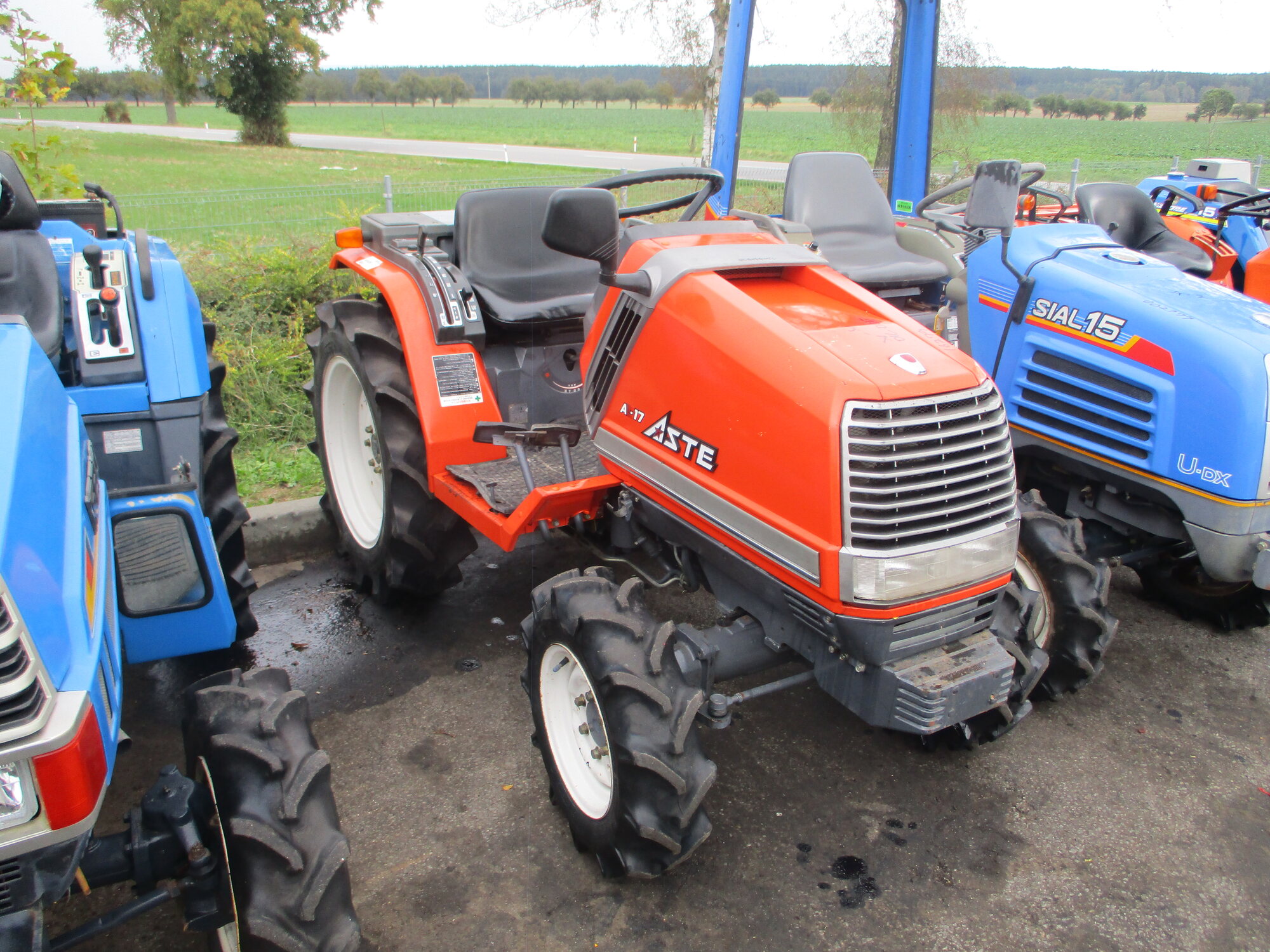 Malotraktor Iseki Kubota Aste A-17 parádní stav