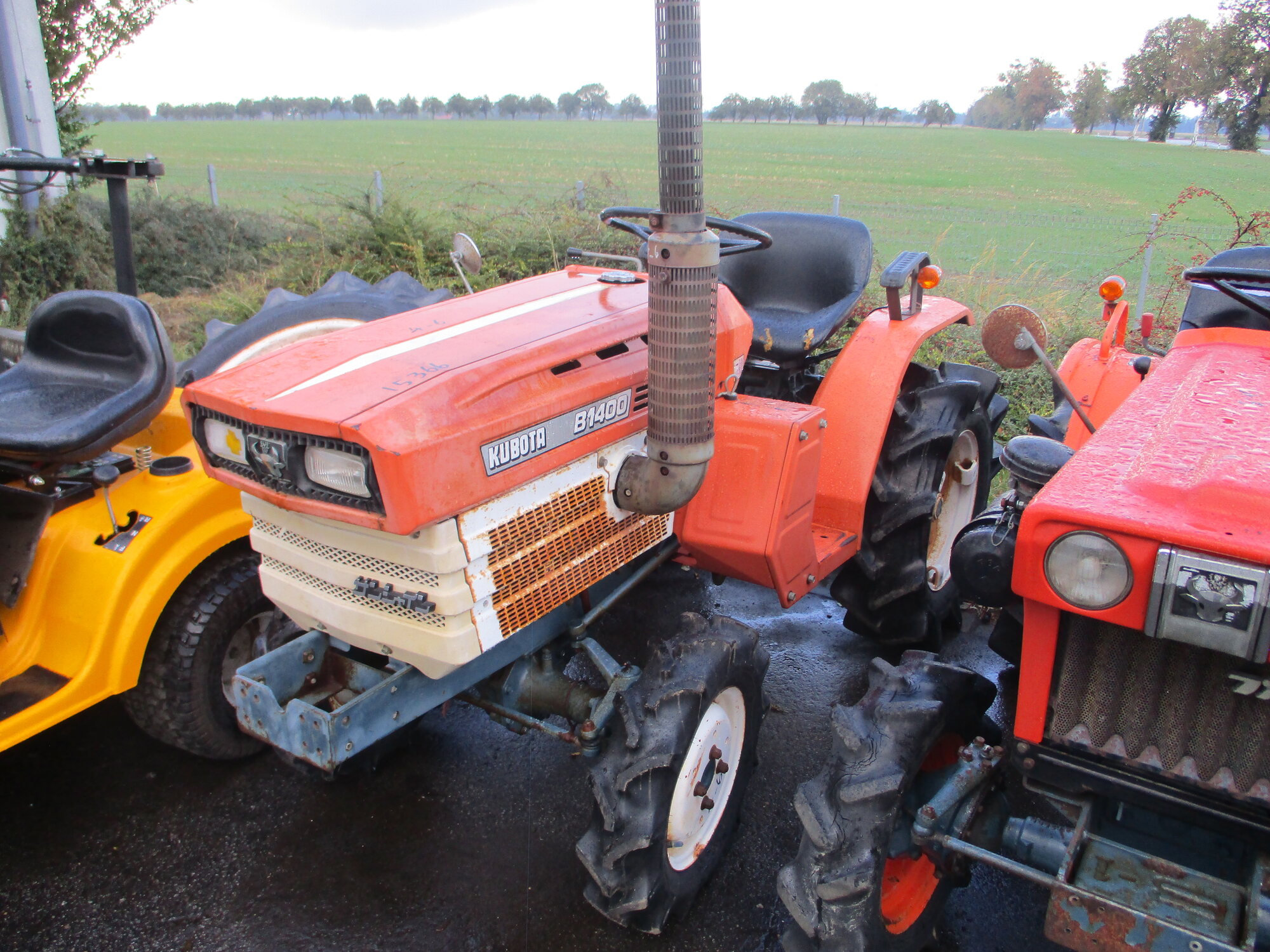 Malotraktor Kubota B1400 plně funkční