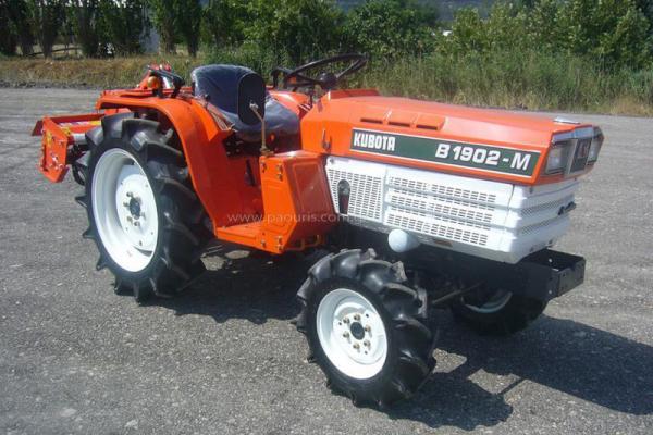 Tractor Kubota B1902 - Click to view the picture detail.
